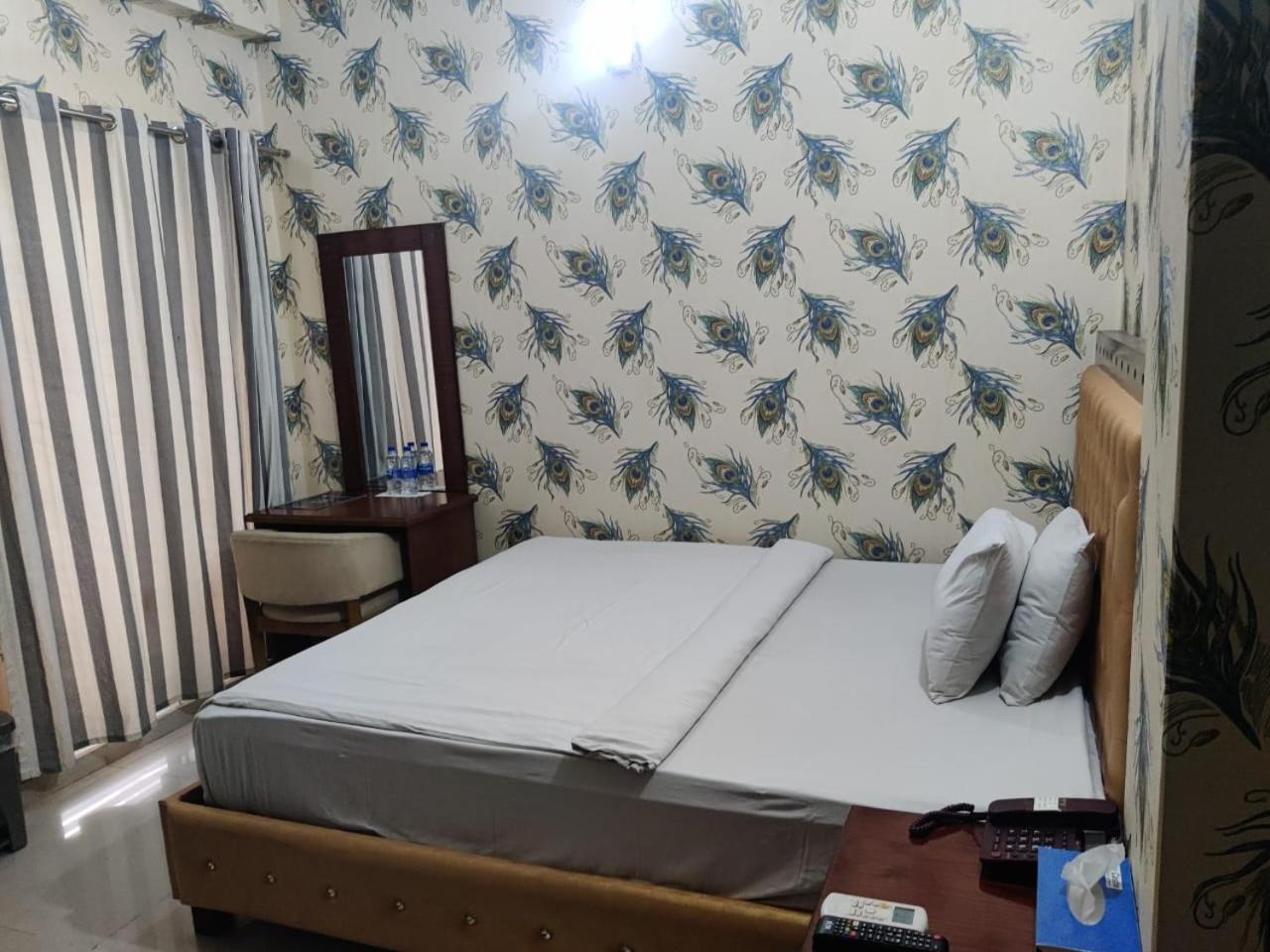 Hotel Blue Castle Dhaka Eksteriør billede